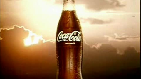 Commercial - Coca Cola (Summer goes better with Coke)