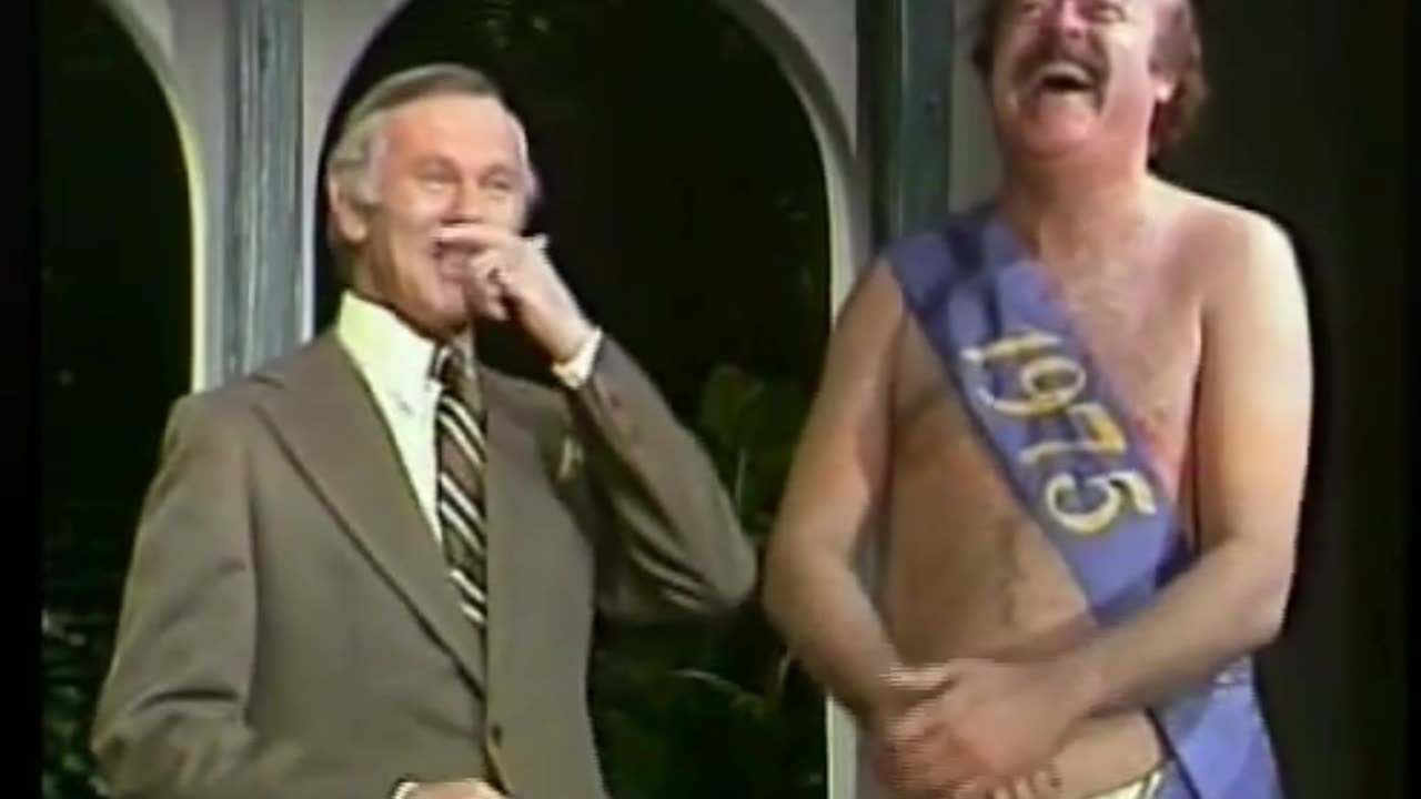 Johnny Carson & Baby New Year tips on how to stay regular #johnnycarson #tonightshow