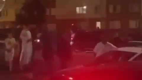 La flicaille, vous en avez pas marre de vous comporter comme des sous-merdes ?