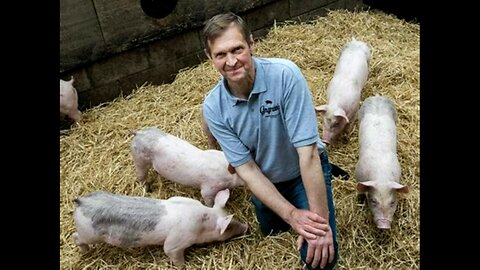The Pig Squealor spends a day at the local Livestock Auction! #soundboard