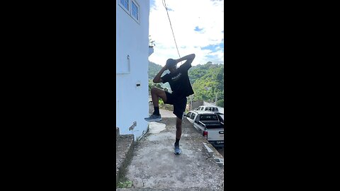 Day 5 — don’t quit now. Every rep is an investment in the new you 🔥