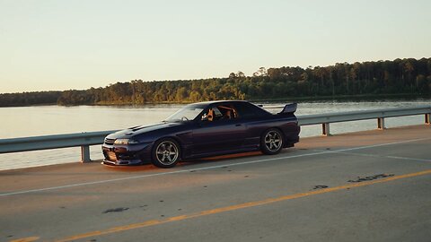 Scrim - Who Saves The Savior? (Nivro Remix) | Nissan Skyline R32 | NightDrive Wave Music