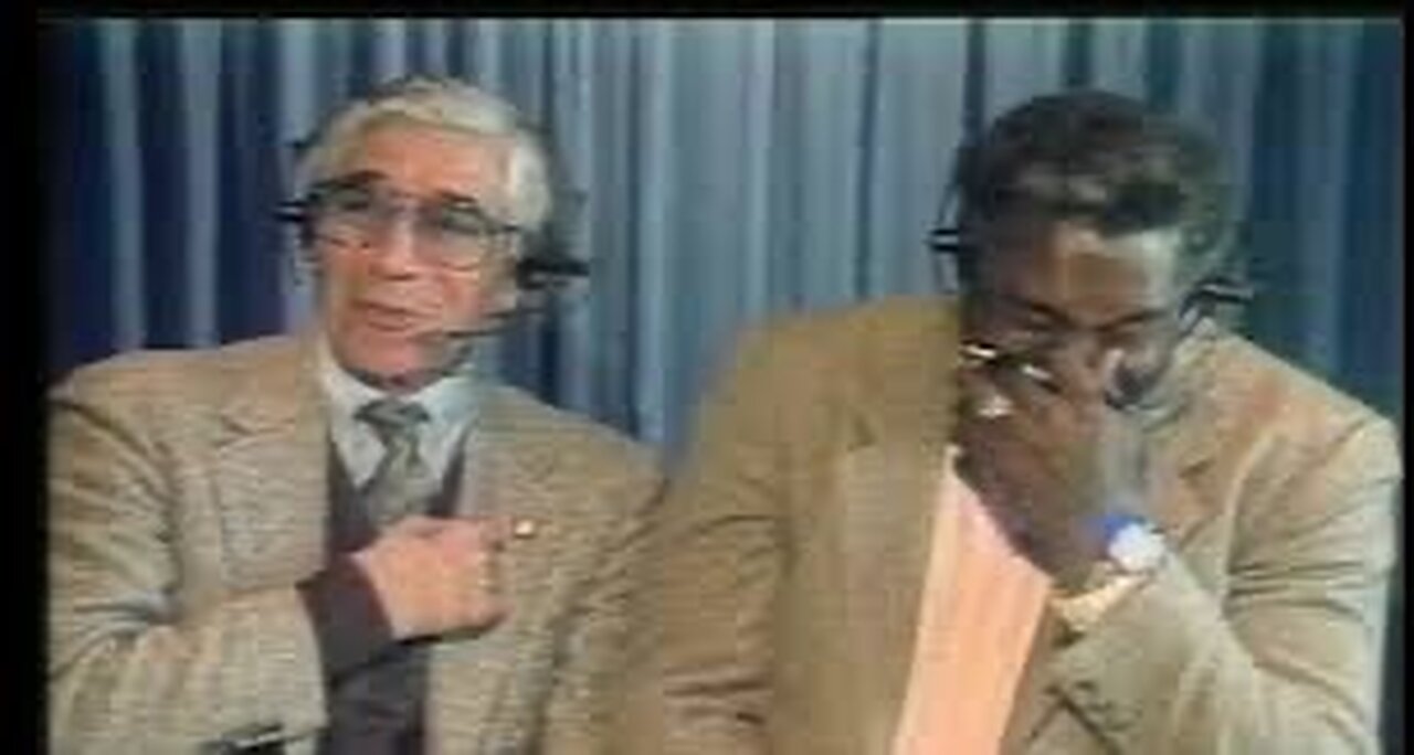 MYSTERY YANKEE & "I DON'T KNOW" "HE'S ON 3RD"