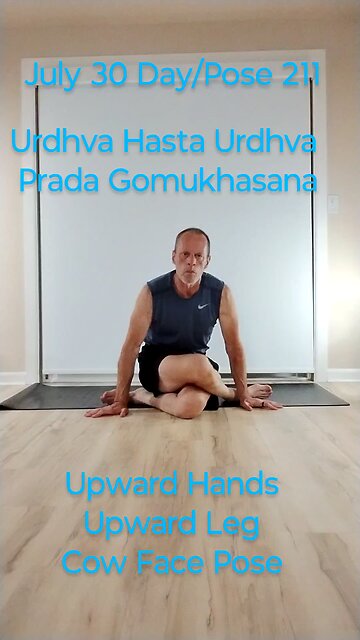 Urdhva Hasta Urdhva Prada Gomukhasana