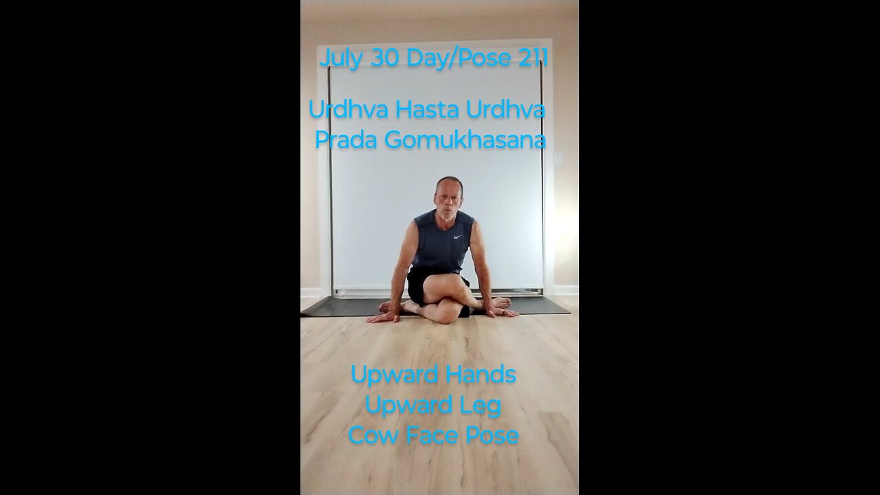 Urdhva Hasta Urdhva Prada Gomukhasana