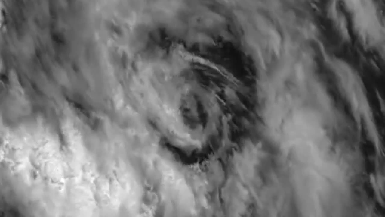 🌪️✨ Watch a 3-Hour High-Res Timelapse of Tropical Storm Erin! | FeedMyCuriosity