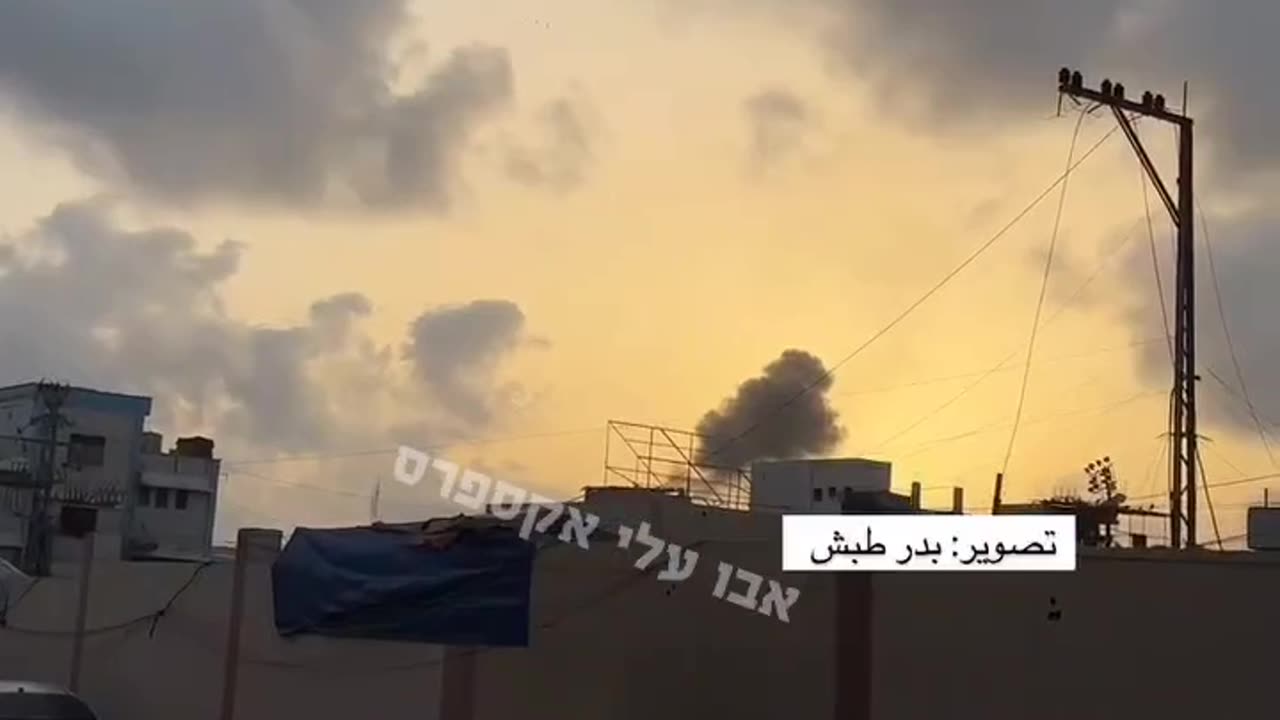 Dozens of attacks this morning across Khan Yunis Residents of Khan Yunis