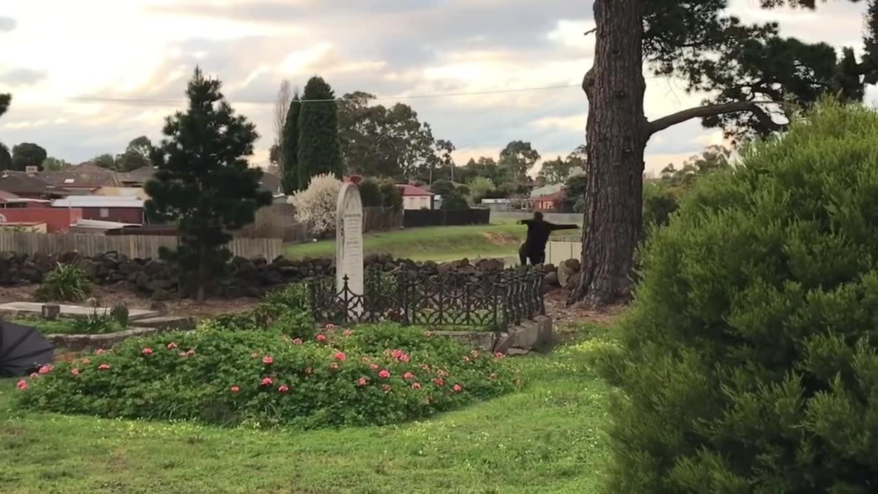 JALALS CRAXY NUN SCARY PRANK