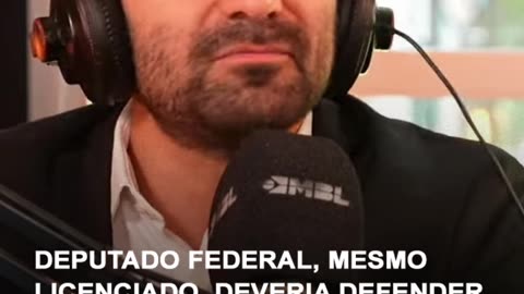 "Deputado federal, mesmo licenciado, deveria defender seu país e não comemorar sua derrota"