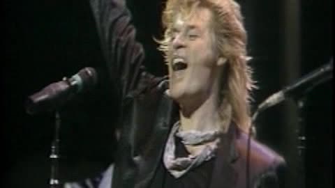 Daryl Hall & John Oates - Everytime You Go Away = Live