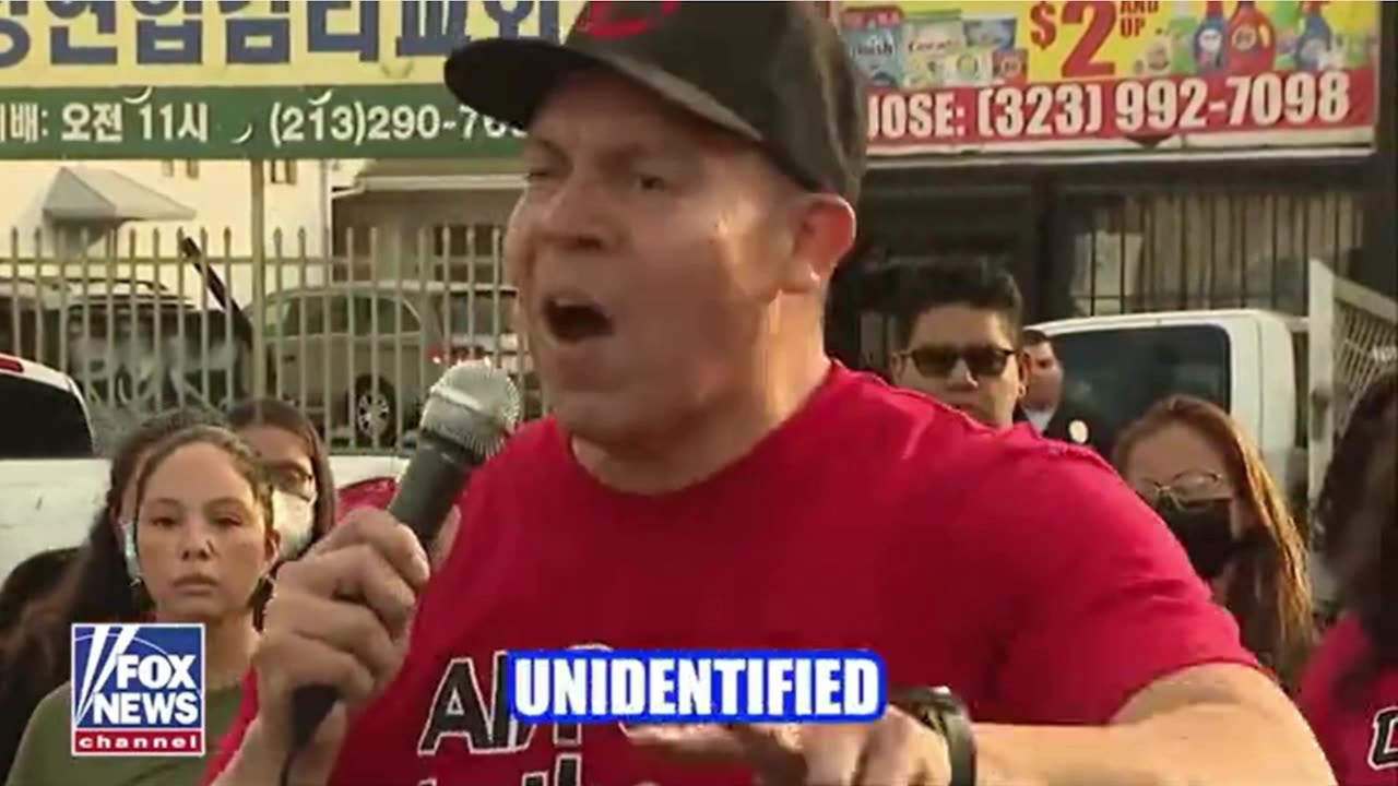 LEFTIES STEPPING ON THEIR DICKS AGAIN