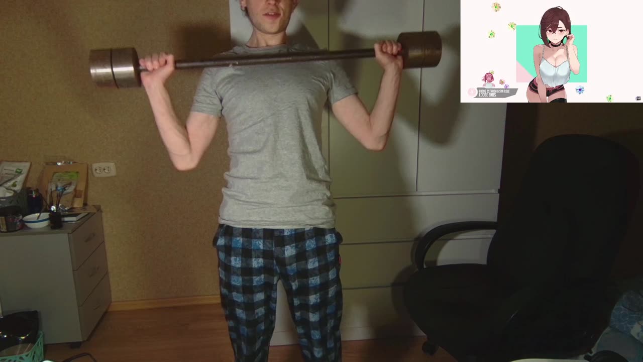 Тренировка: поднимаю штангу