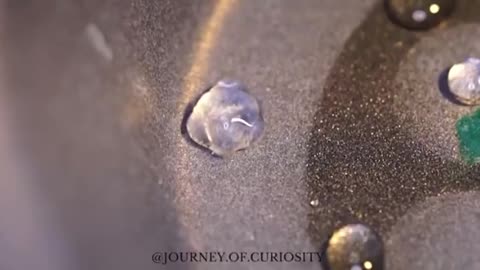 Merkaba sound resonance in water