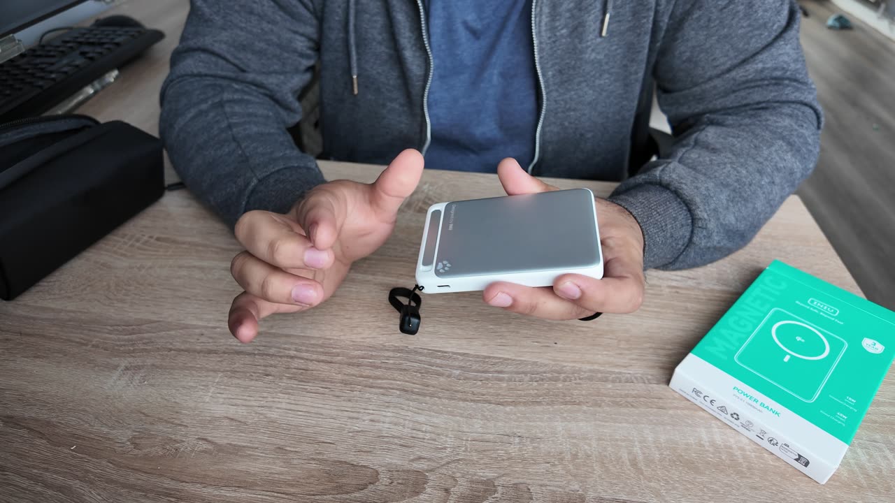 I Tested the Slimmest Power Bank | INIU P73 Review