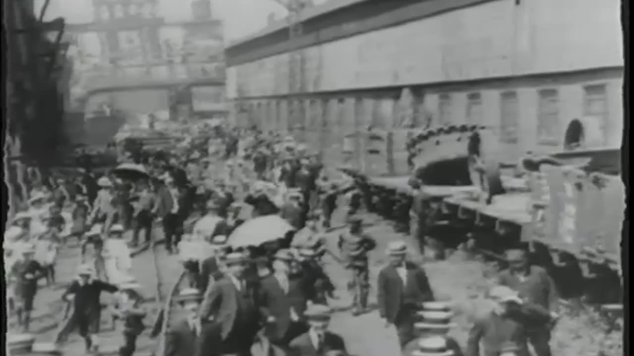 [STOCK NEWSREEL EXCERPTS] - [STOCK NEWSREEL EXCERPTS] - cbs-cbswwi-299