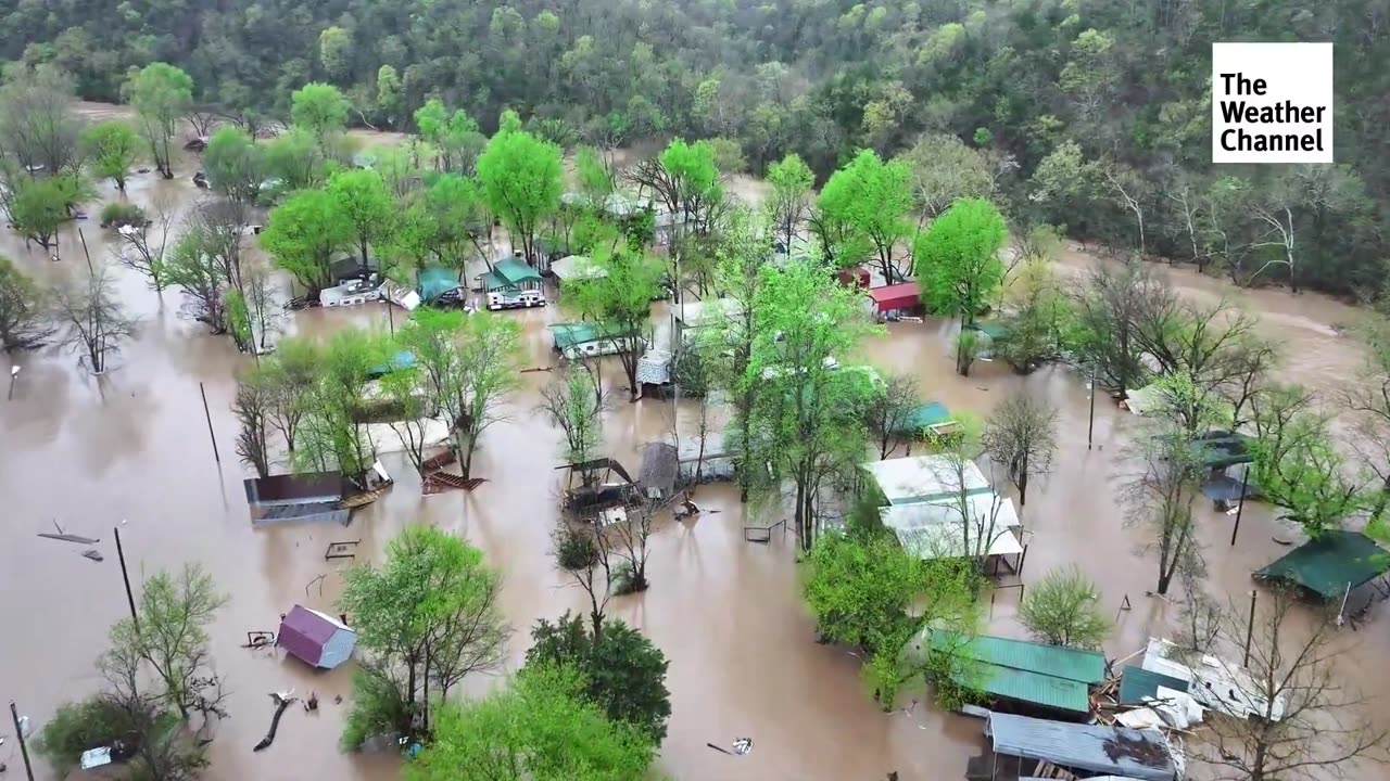 Major flooding in Hardy Arkansas