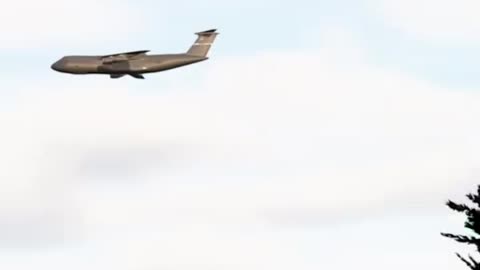 🔭👽 UFO or Star Wars Tech? Footage Over USA! #ufo #uap #alien #starwarsfan #usa_tiktok | TheTruthAbov