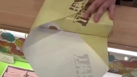 🎁 Fastest & Neatest Gift Wrapping You’ll Ever See! ✨#GiftWrapping🎁#WrappingSkills✂️#SatisfyingVideo😍