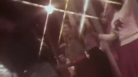 Frankie Valli - Grease (Top Of The Pops September 14th, 1978) (480p)