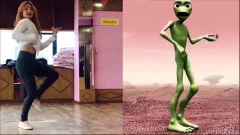 "Dame Tu Cosita Challenge 🛸💚 | Full Dance & Fun Moments"
