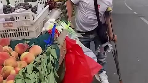 What a hardworking man!.hd
