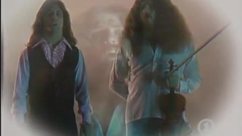 Kansas - Dust In The Wind - Music Video