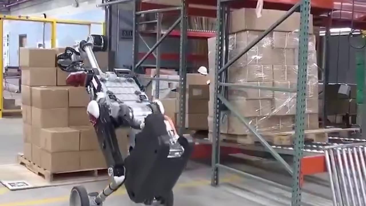 Boston Dynamics’ Handle robot is built for warehouses and uses a rear counterweight