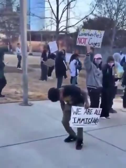 Protesters and they are showing up drugged out of their minds at protests…