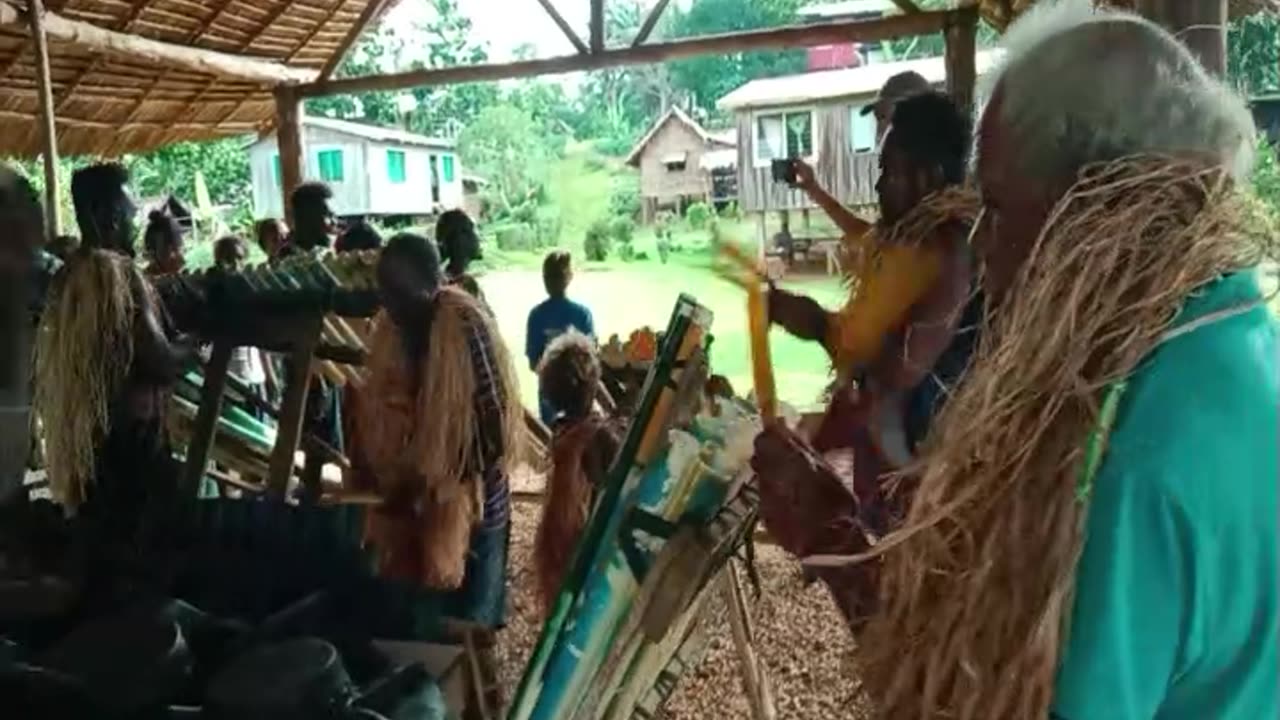 Solomons - Welcome to Ilitona Village on Nusatuva Island in the Western