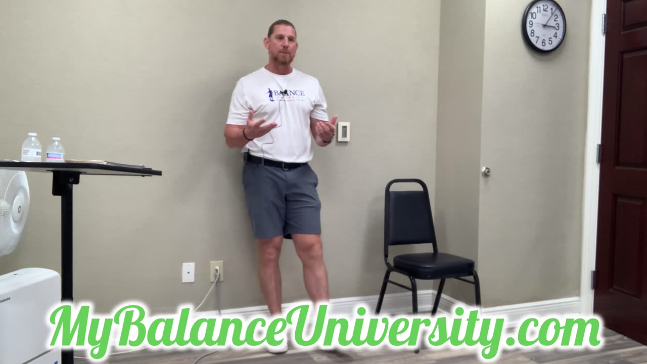 What are the 4 Best Exercises for Seniors if you have only One Dumbbell