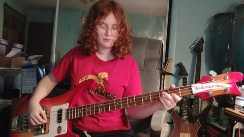 Strawberry Fields Forever/Beatles bass play along by Cara