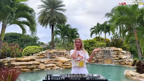 Mila Rubio - Live HAWAII [Melodic Techno / Progressive House] Dj Mix