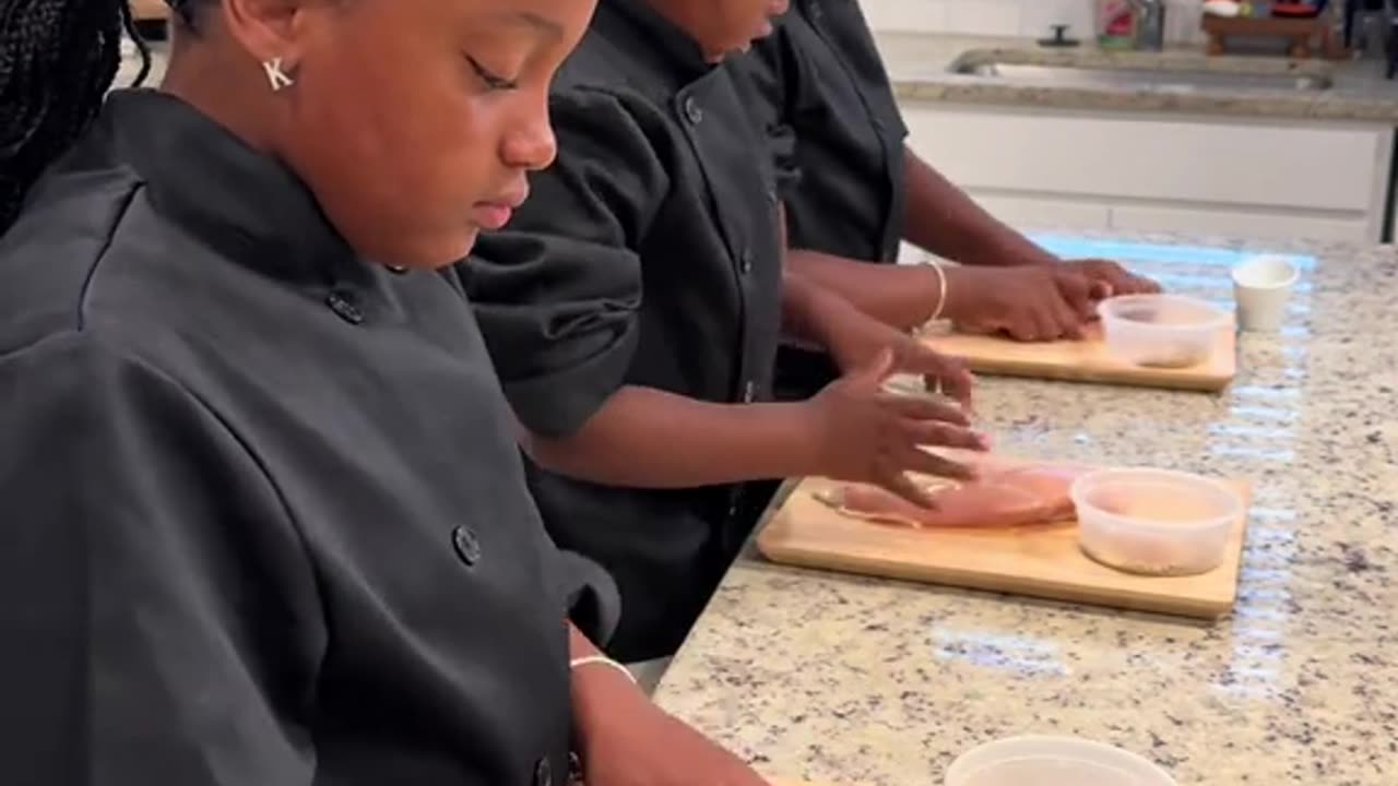 Children Chefs (Cooking)
