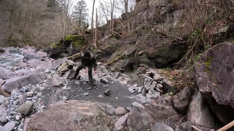 BUILDING a warm Bushcraft SHELTER with a Stone FIREPLACE inside - Winter-Bushcraft-Camping