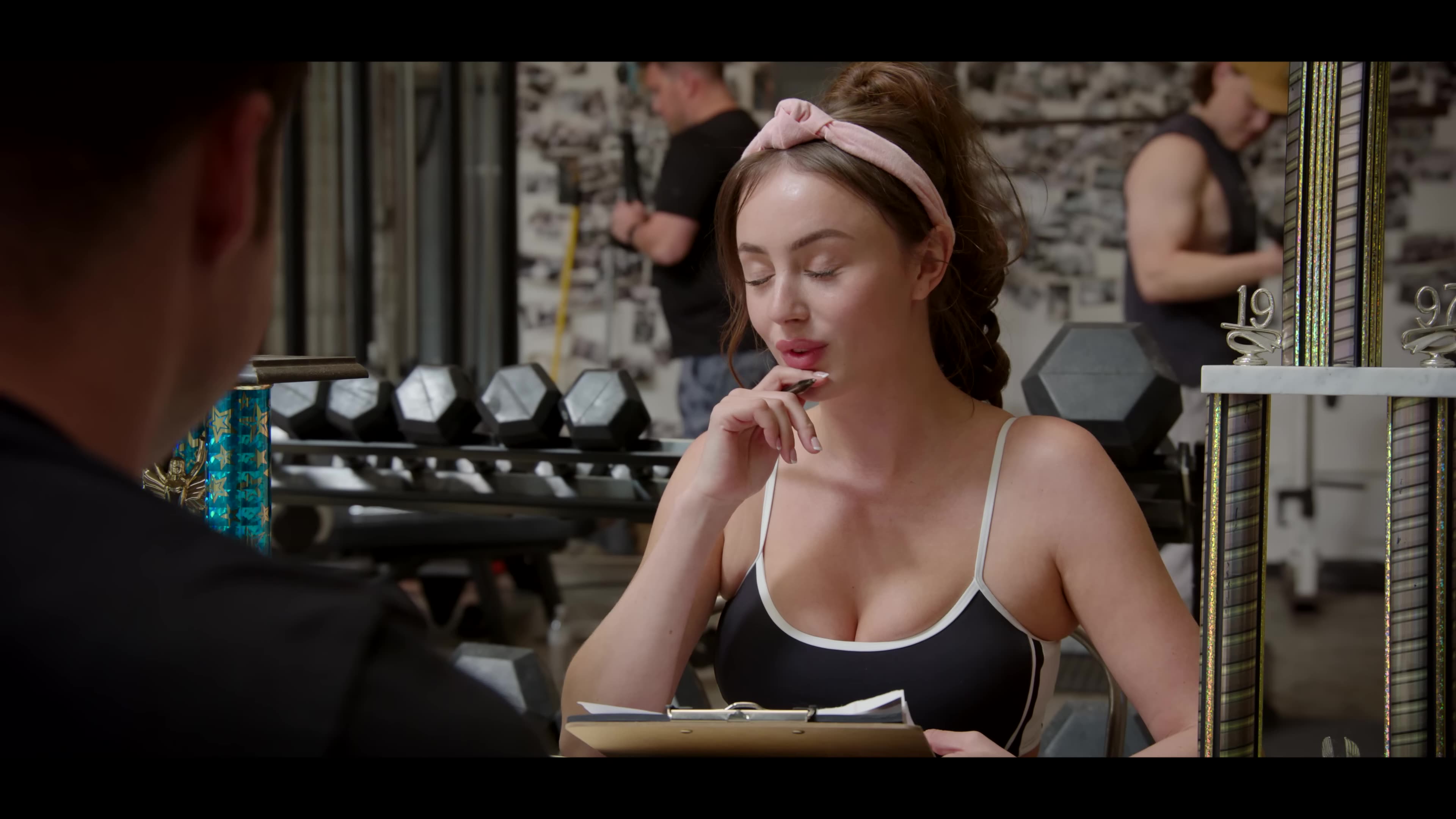 Stay Strong King: How Much Do You Bench Press?