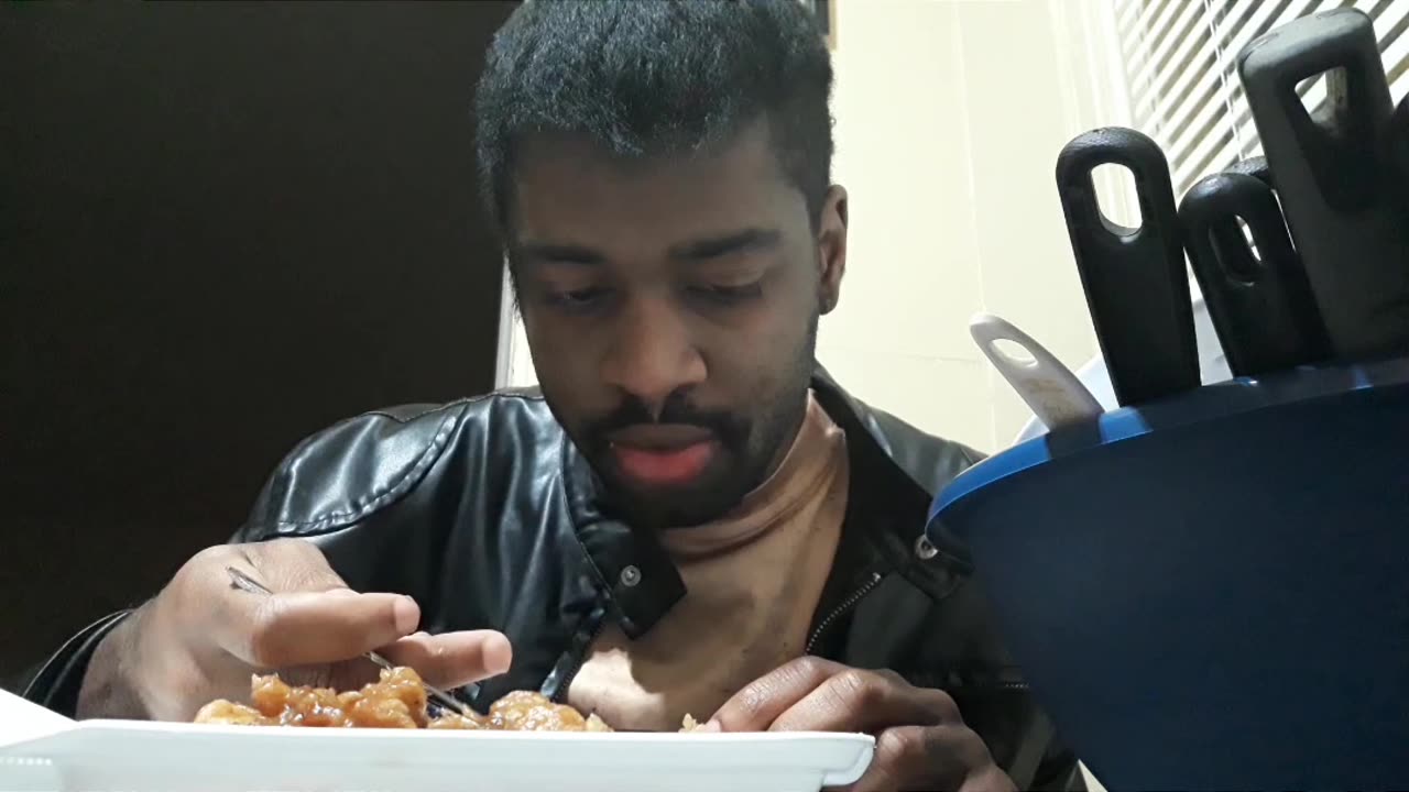 ThəŚåräçėñõŠçāråñôFáçè"™® Eñtērtåîńmęñt"℠©