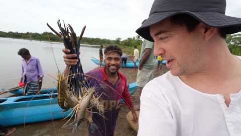 BIGGEST Seafood to Feed a Village 🇱🇰 Sri Lanka's XXXL Fish Curry & BBQ!!