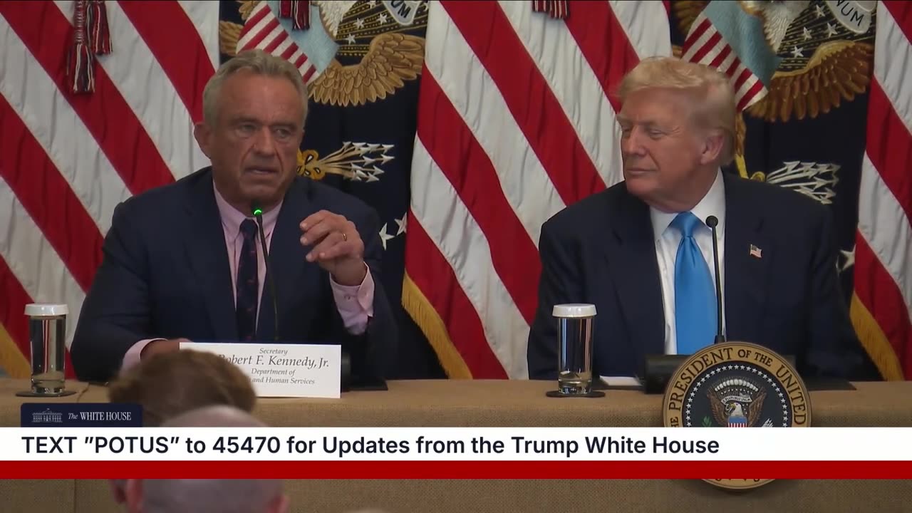 It looks extraordinary: RFK Jr. compliments POTUS on White House