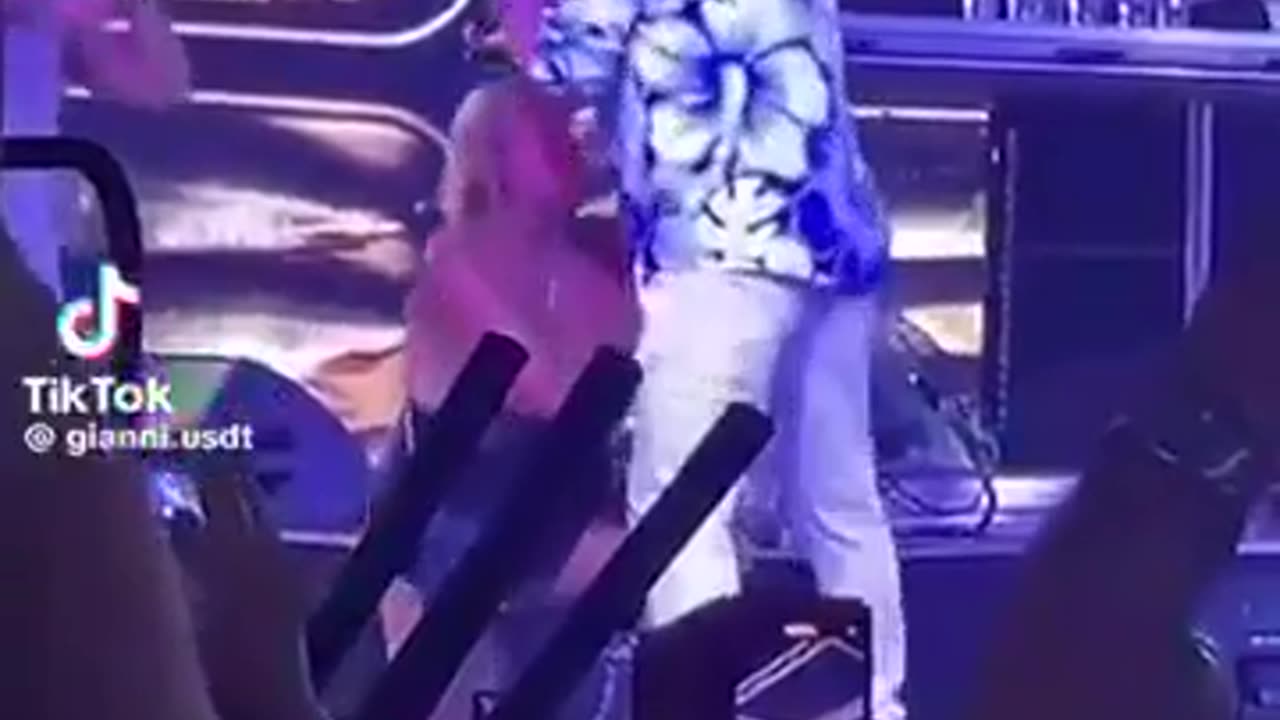 😂💥 People Are Getting WAY Too Friendly at This Concert! | FunFM