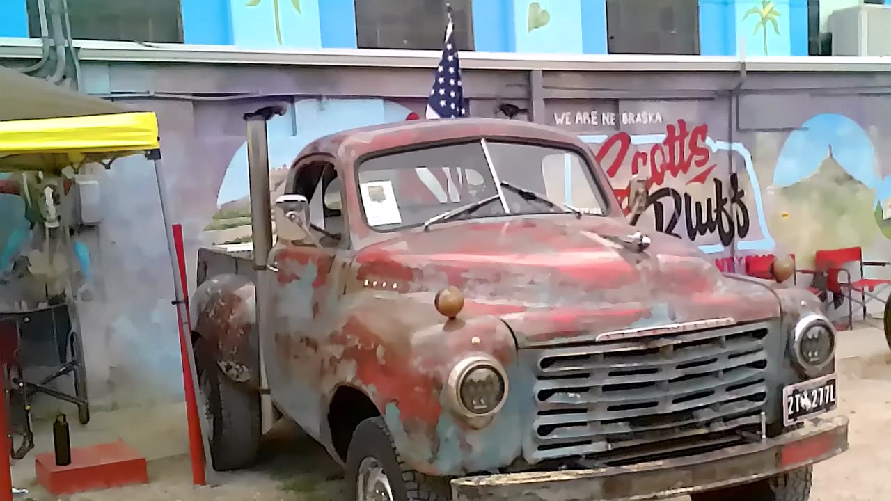 Nebraska Car Show Walking Video !