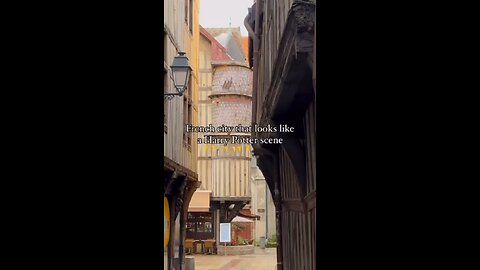 This city takes you back in time and gives you that Harry Potter vibes.