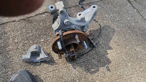 2012 Dodge Caravan CV axle and hub may not be as easy as you think