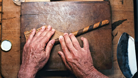 Cigar Rolling: Barber Pole Lancero