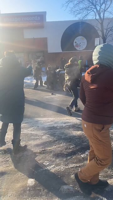 A group of Minneapolis rioters get pinched by the feds (1-24-26)