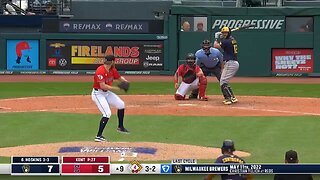 MLB - Rhys Hoskins, have yourself a day! He's 4-for-4 with 5 RBI 💪