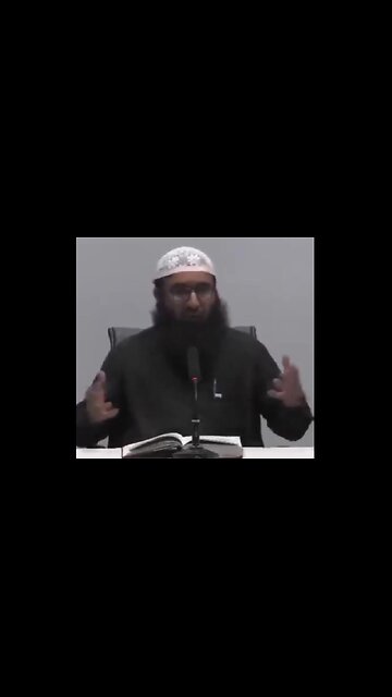 UK DEPORT THEM ALL! Islam preacher says women should be stoned to death if they violate Sharia! Pure evil!