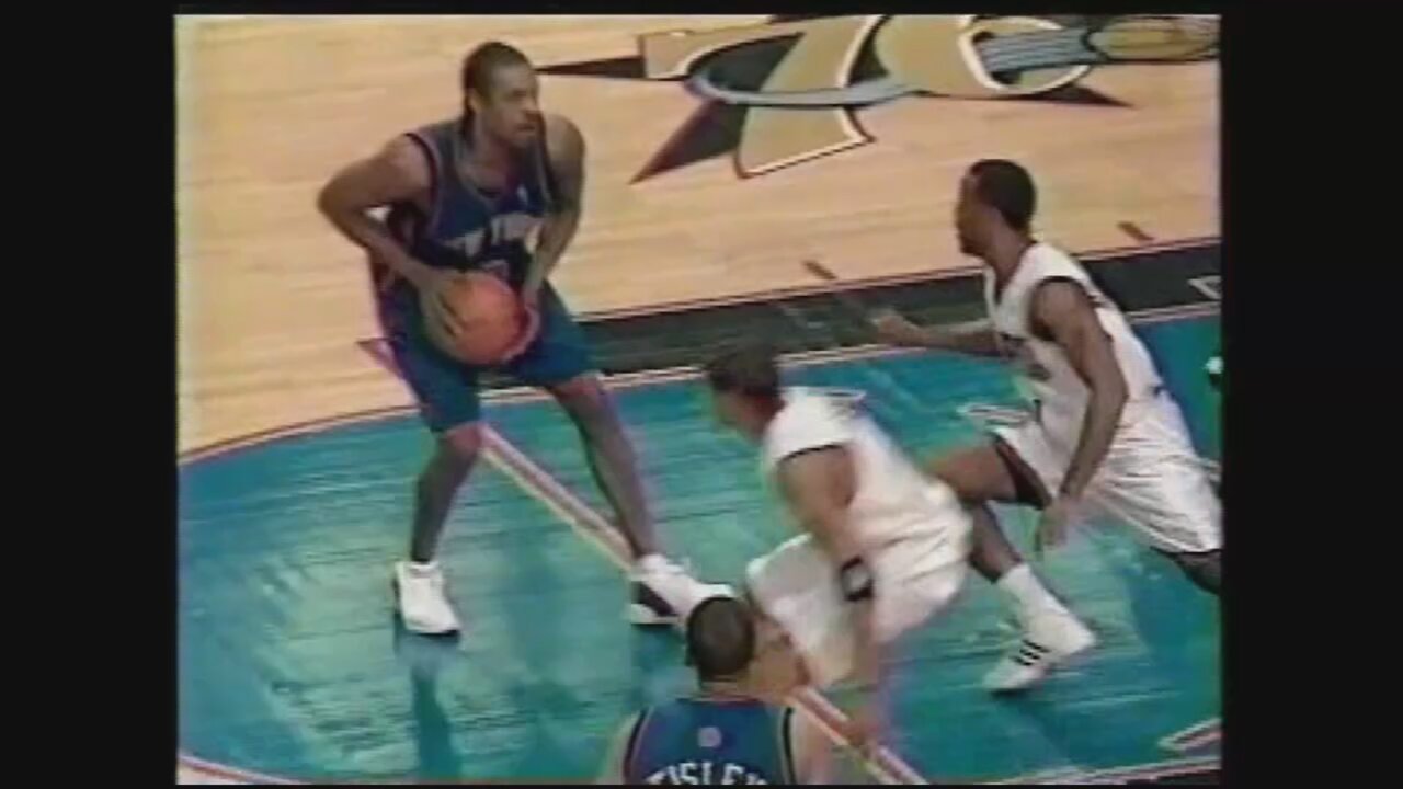 Latrell Sprewell 31 Points 8 Ast @ 76ers, 2002-03.