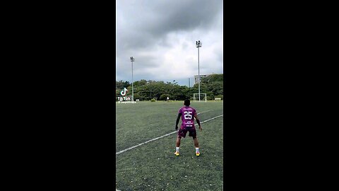 come a play foot ball