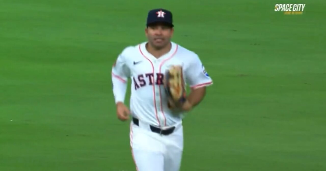 ¿Cómo le fue a José Altuve en su debut como LF? +Video