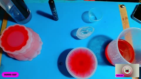 Momma Coop's Got The Pour